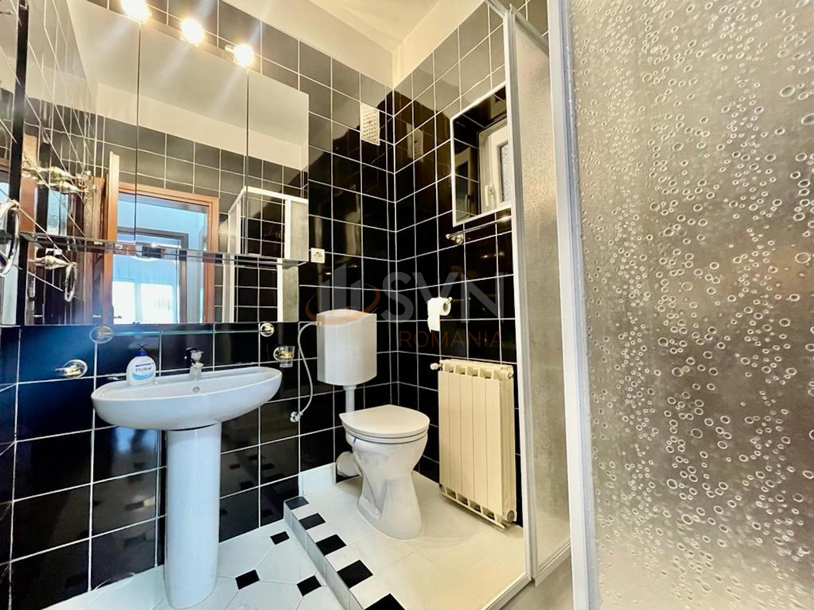 Apartament, 3 camere Bucuresti/Primaverii