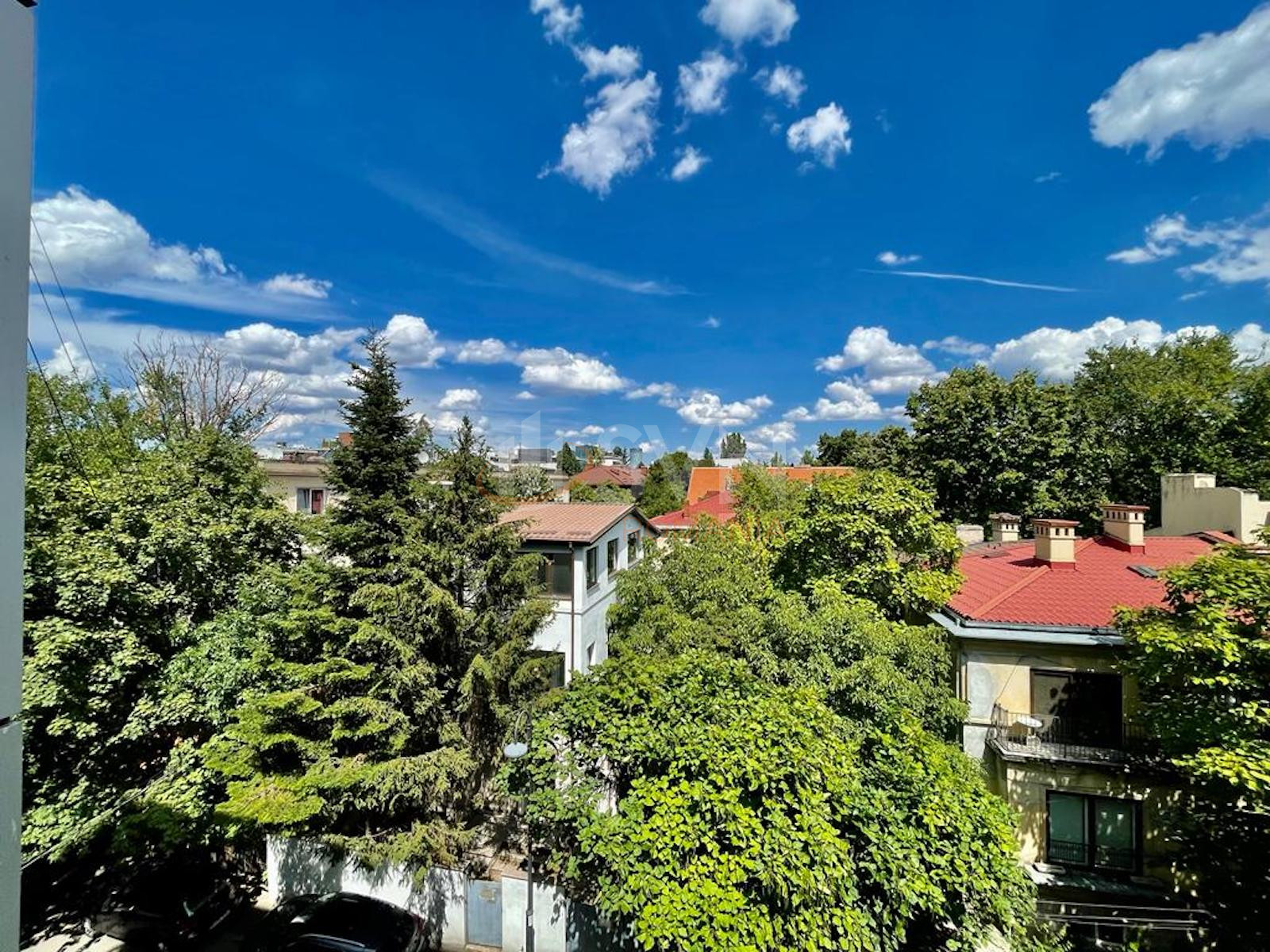 Apartament, 3 camere Bucuresti/Primaverii