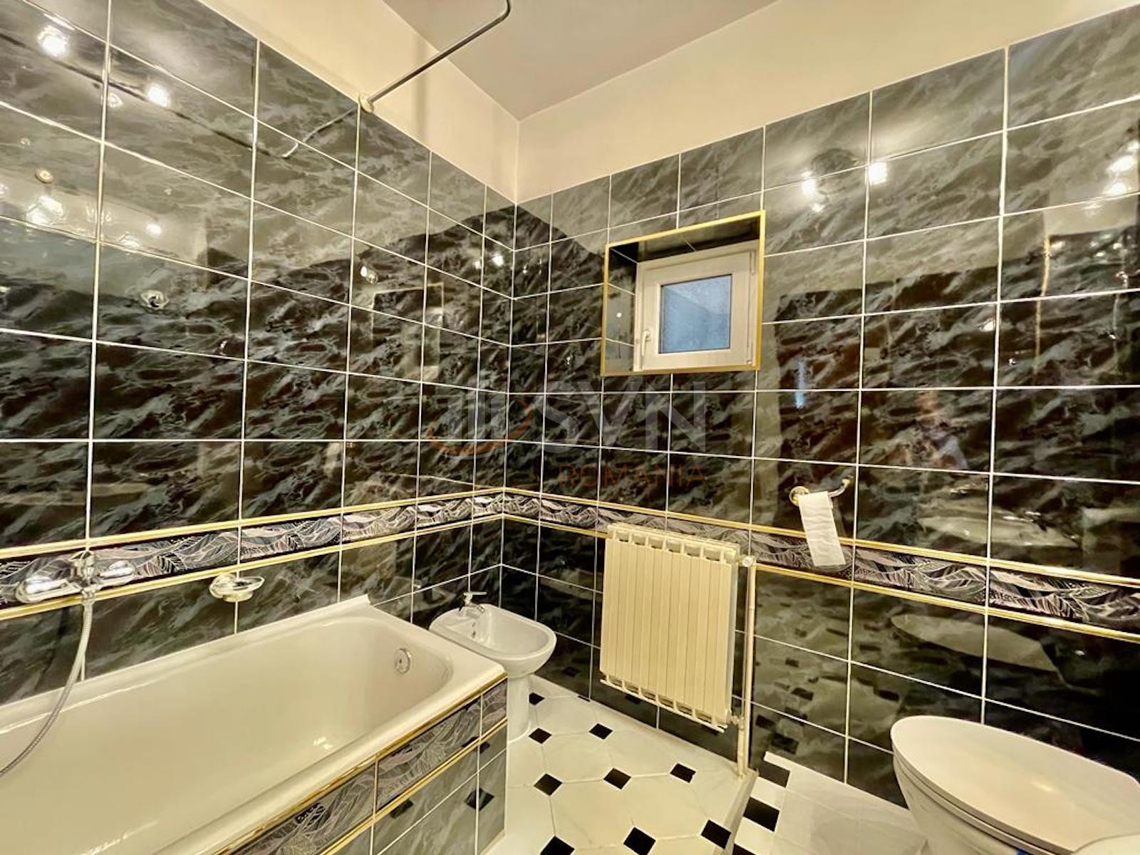 Apartament, 3 camere Bucuresti/Primaverii