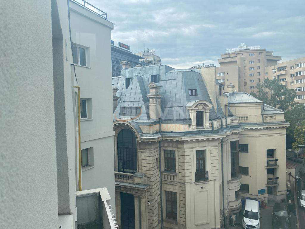 Apartament, 3 camere Bucuresti/Piata Victoriei