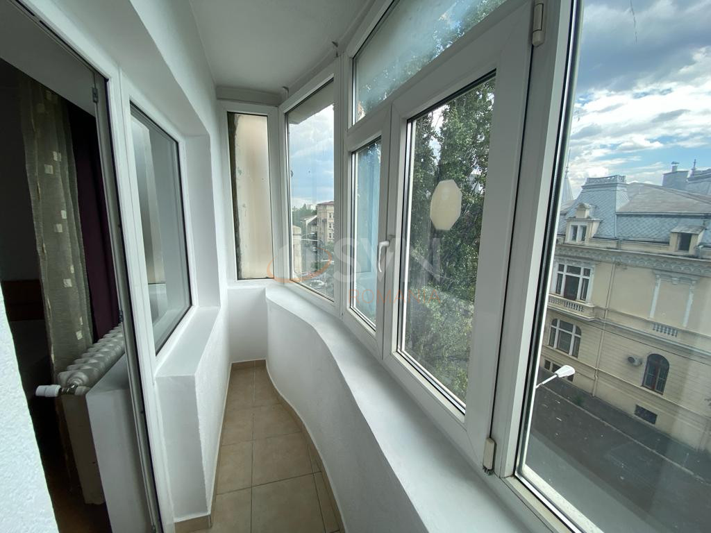 Apartament, 3 camere Bucuresti/Piata Victoriei