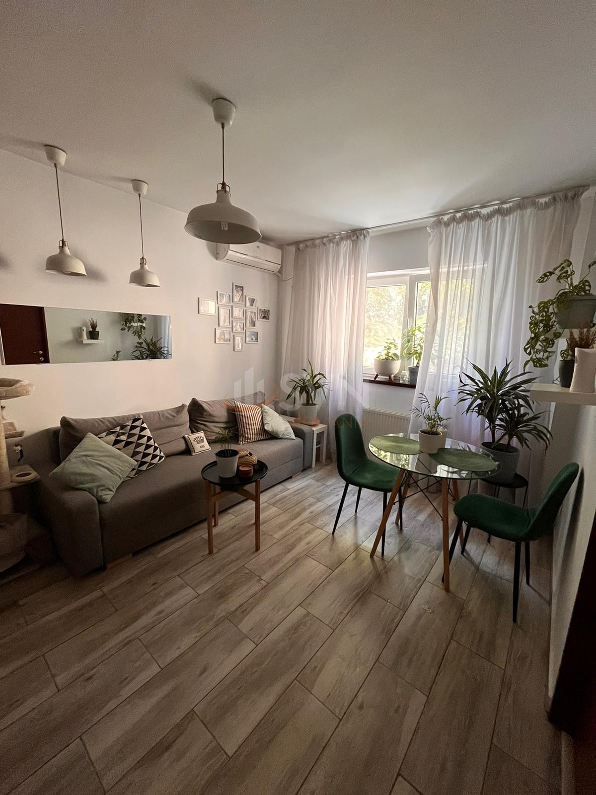 Apartament, 3 camere Bucuresti/Calea Victoriei