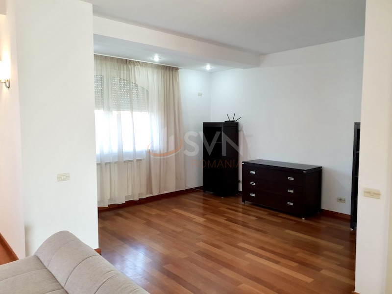 Apartament, 3 camere Bucuresti/Primaverii