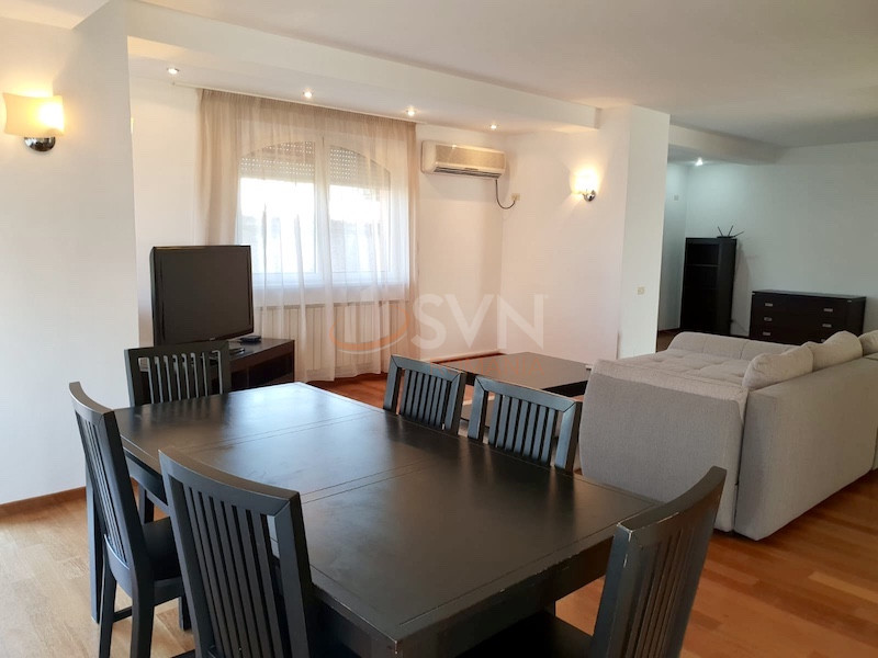 Apartament, 3 camere Bucuresti/Primaverii