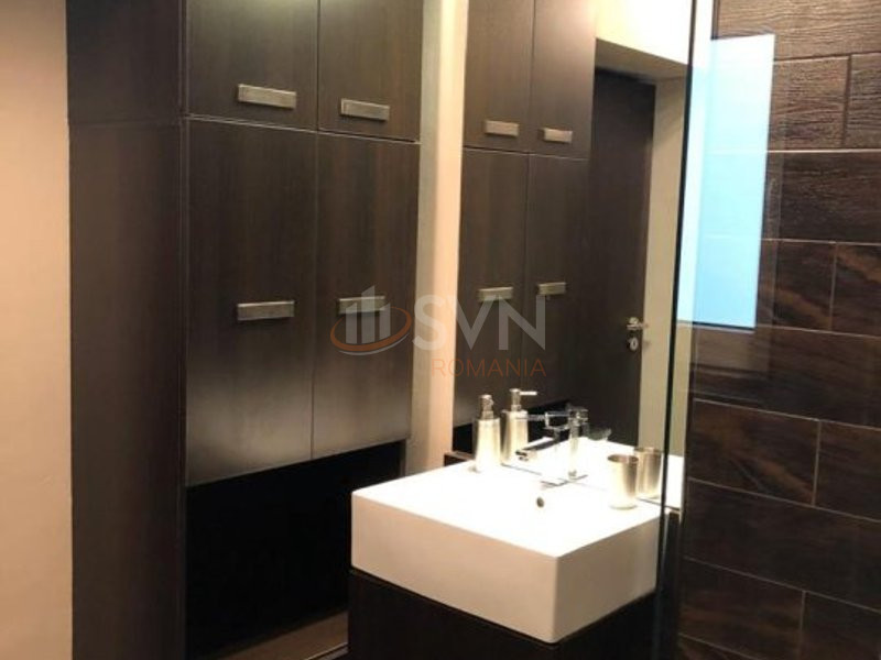 Apartament, 3 camere Bucuresti/Piata Romana