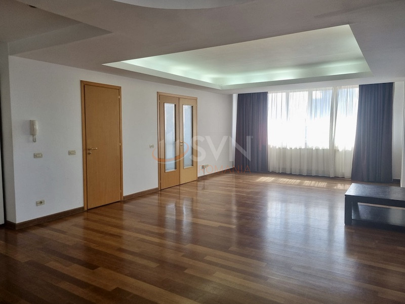 Apartament, 3 camere Bucuresti/Arcul De Triumf