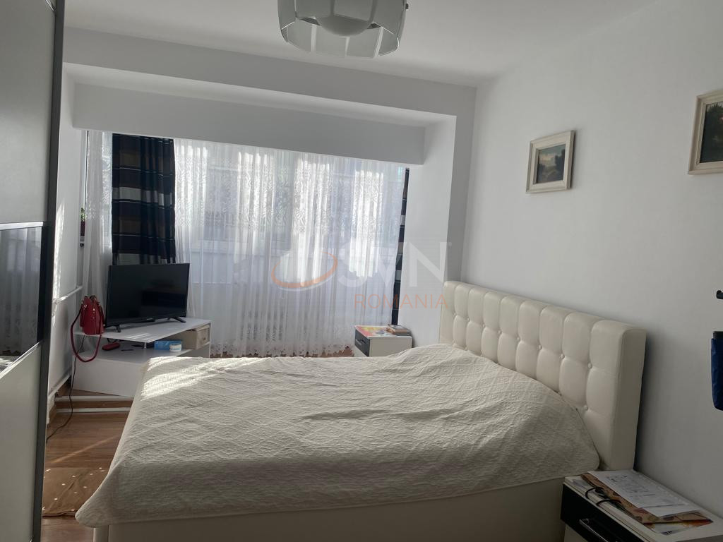 Apartament, 3 camere Bucuresti/Decebal