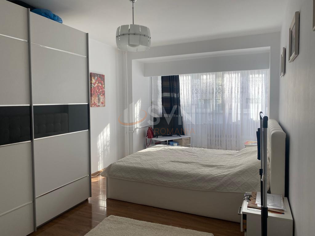 Apartament, 3 camere Bucuresti/Decebal