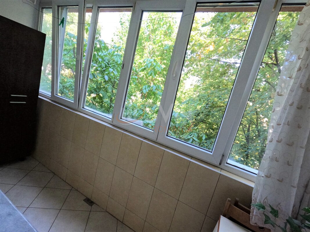 Apartament, 3 camere Bucuresti/Decebal