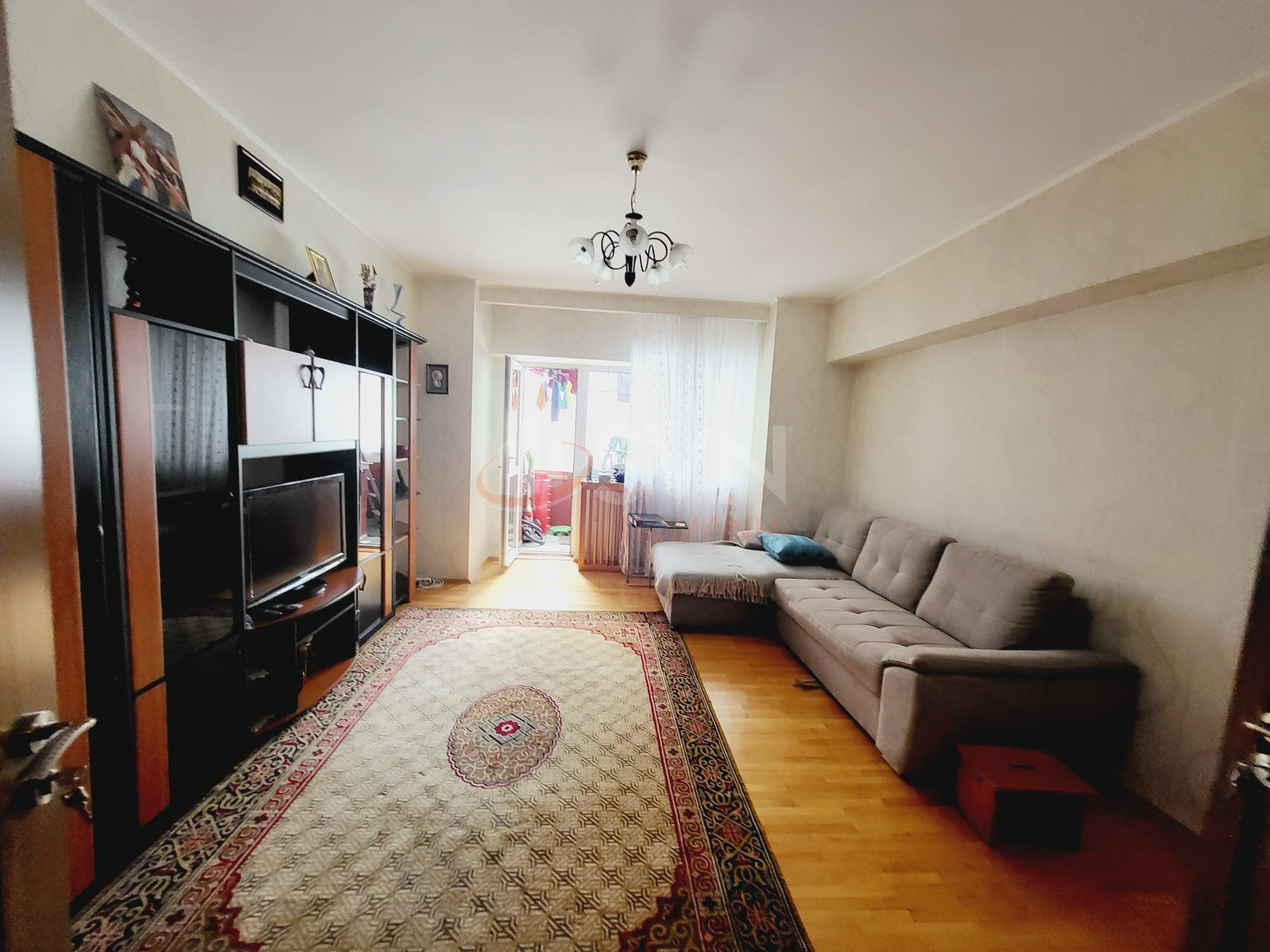 Apartament, 3 camere Bucuresti/Calea Calarasilor