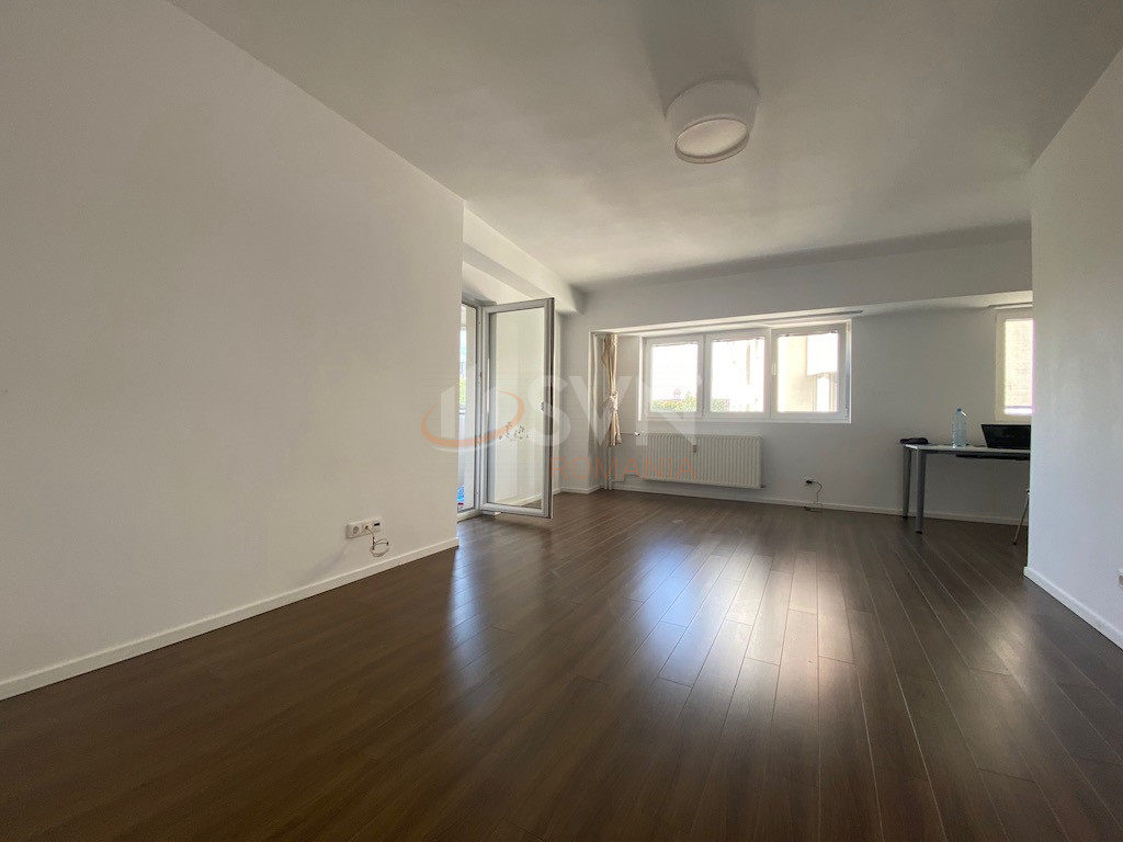 Apartament, 3 camere Bucuresti/1 Mai