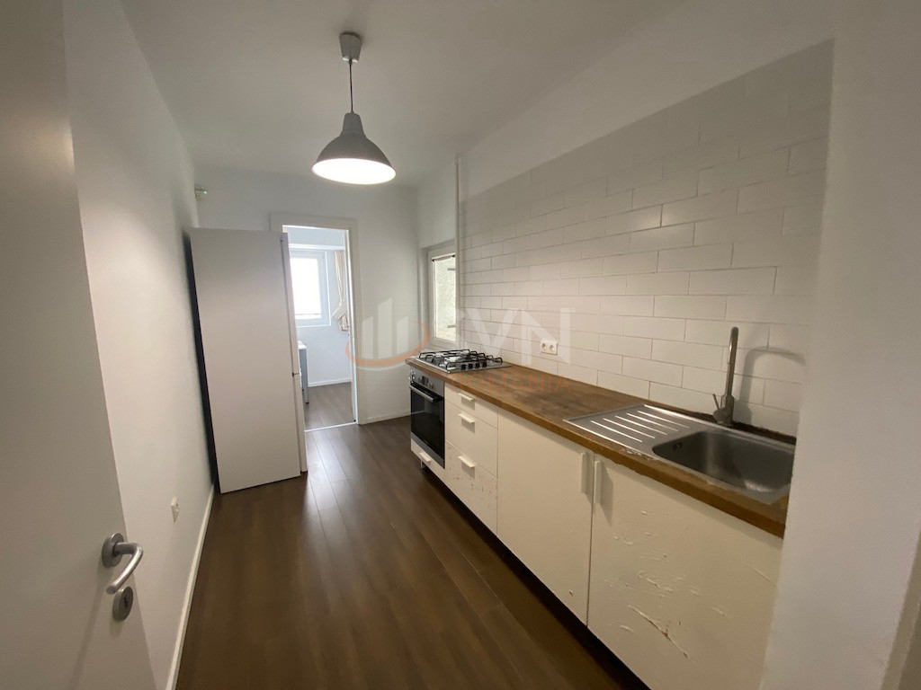 Apartament, 3 camere Bucuresti/1 Mai