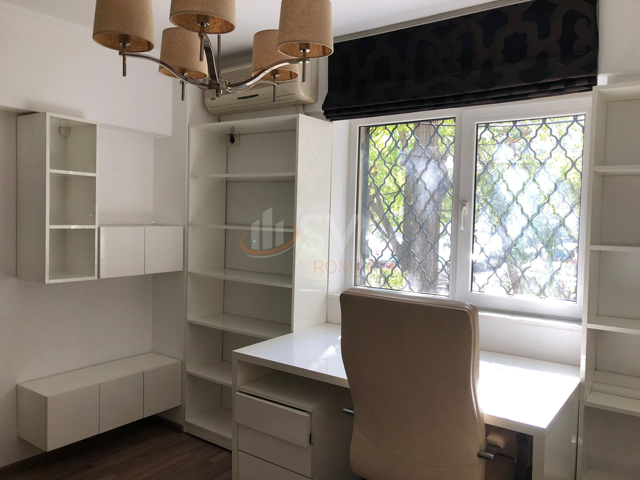 Apartament, 3 camere Bucuresti/Calea Calarasilor