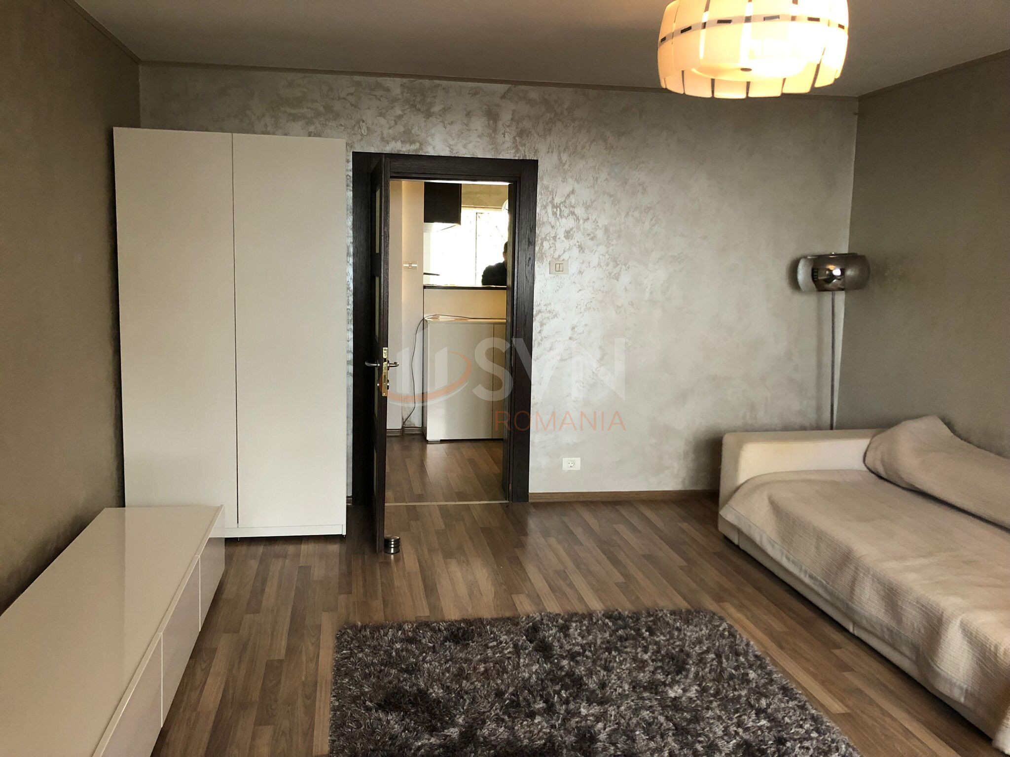 Apartament, 3 camere Bucuresti/Calea Calarasilor