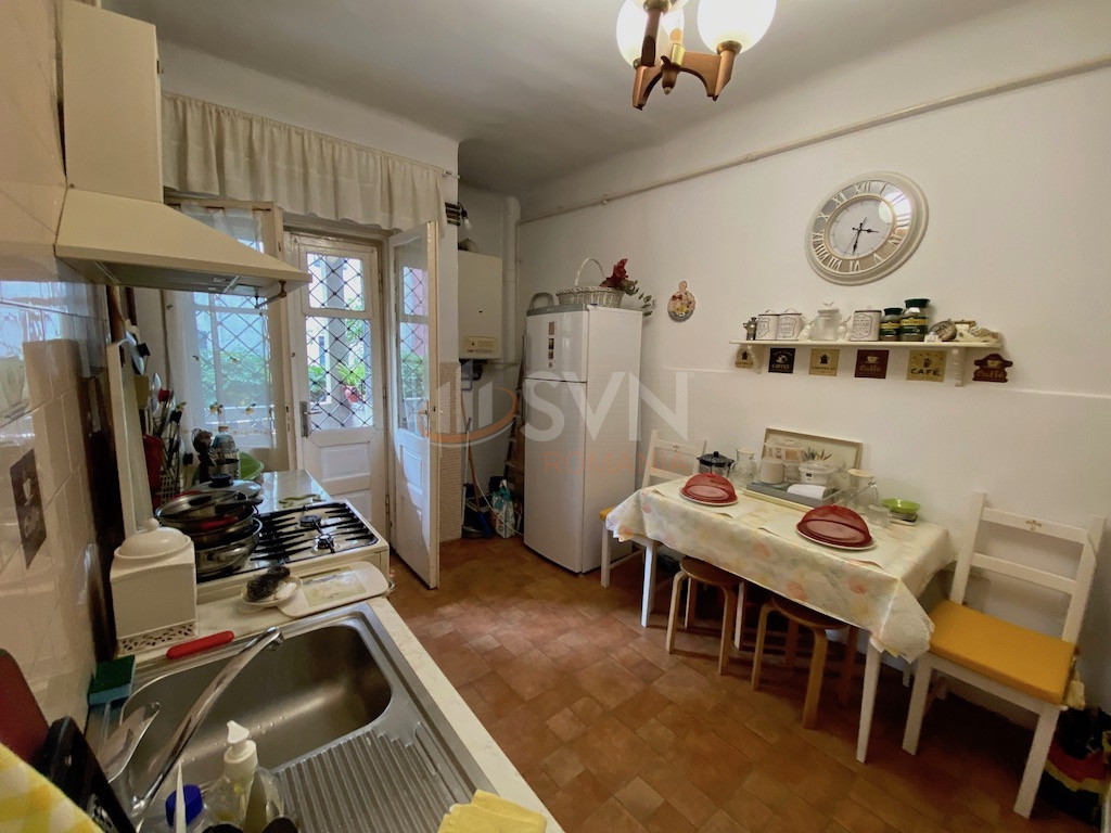 Apartament, 3 camere Bucuresti/Casin