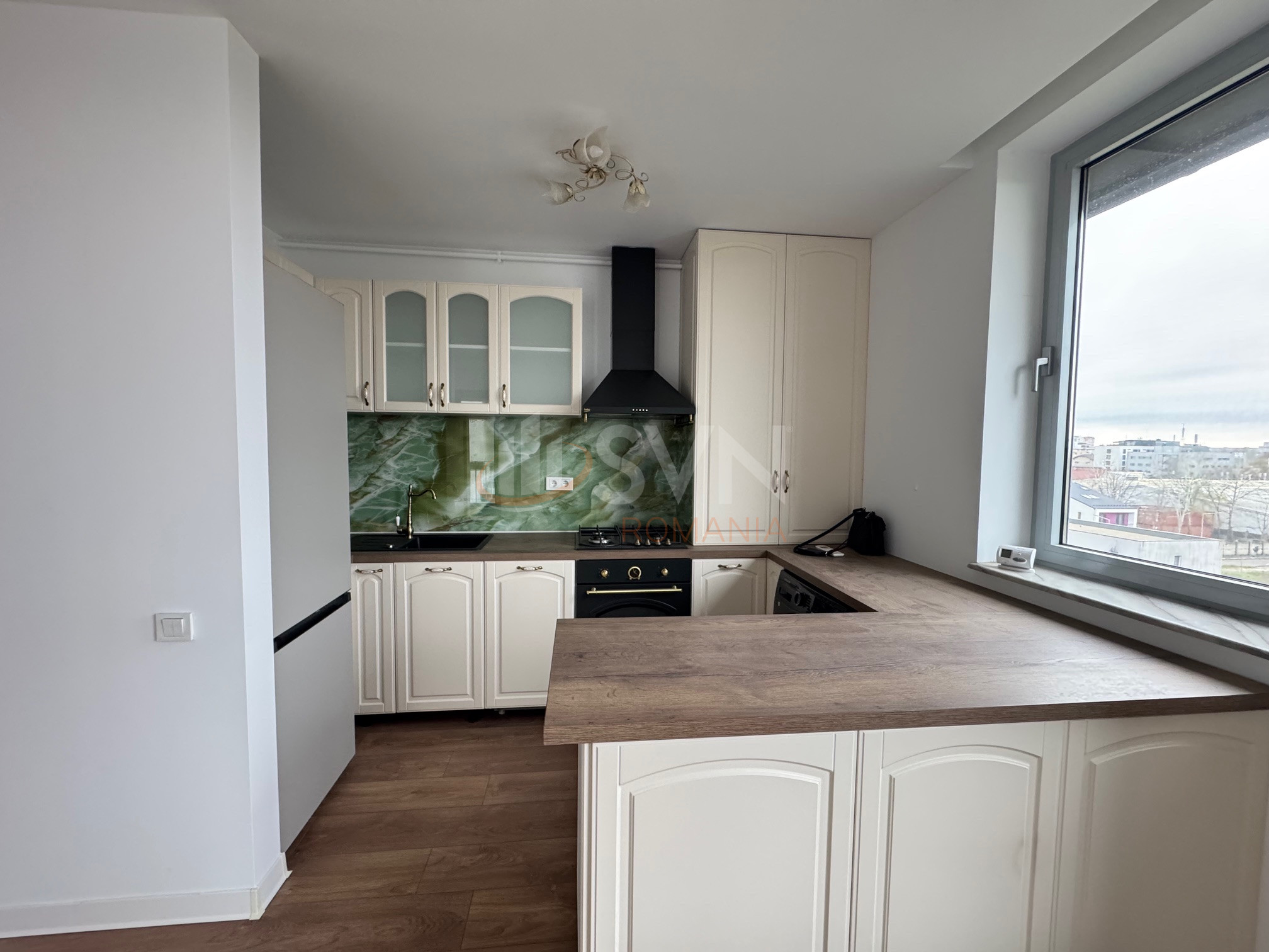 Apartament, 3 camere Bucuresti/Straulesti