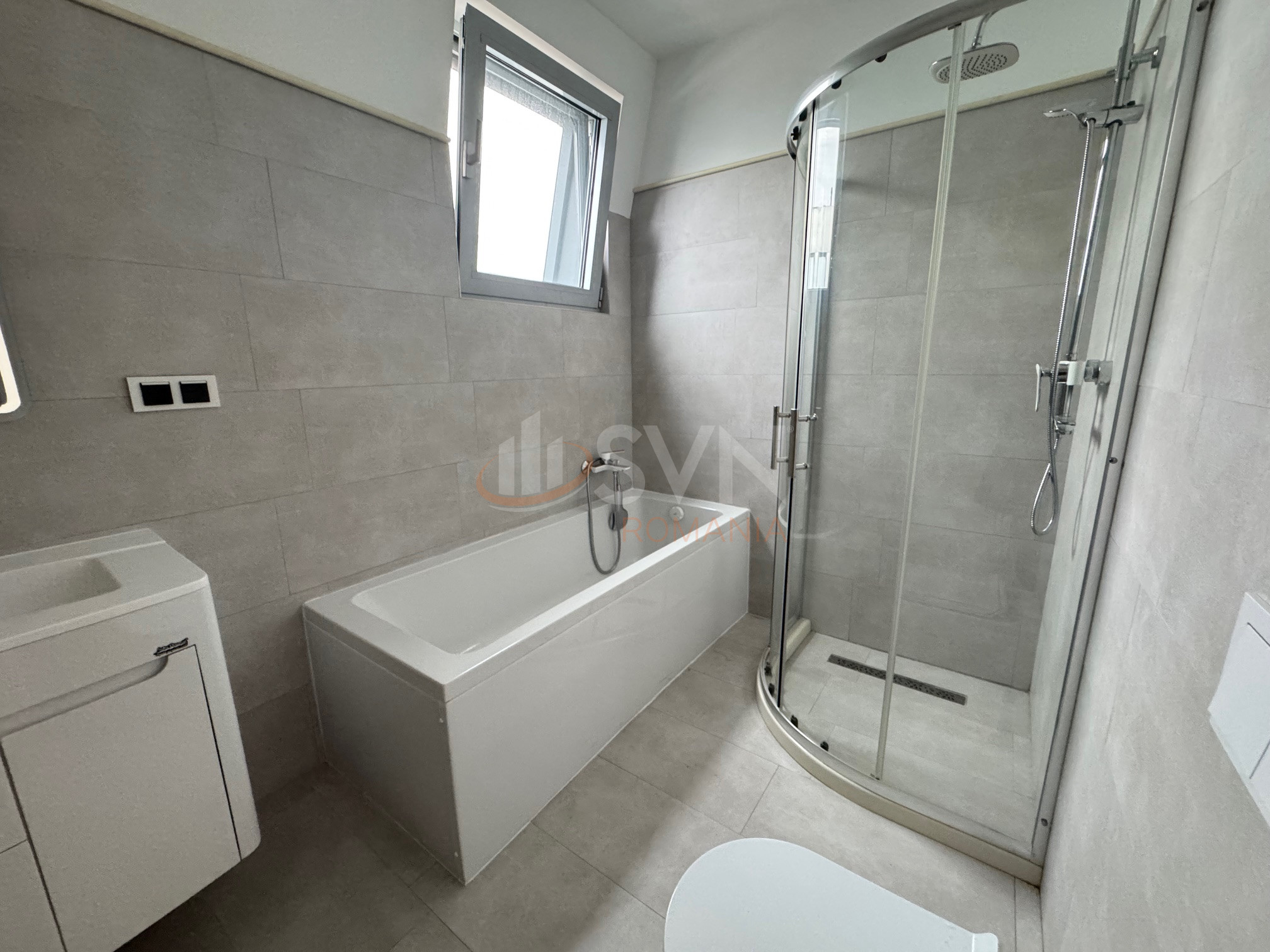 Apartament, 3 camere Bucuresti/Straulesti