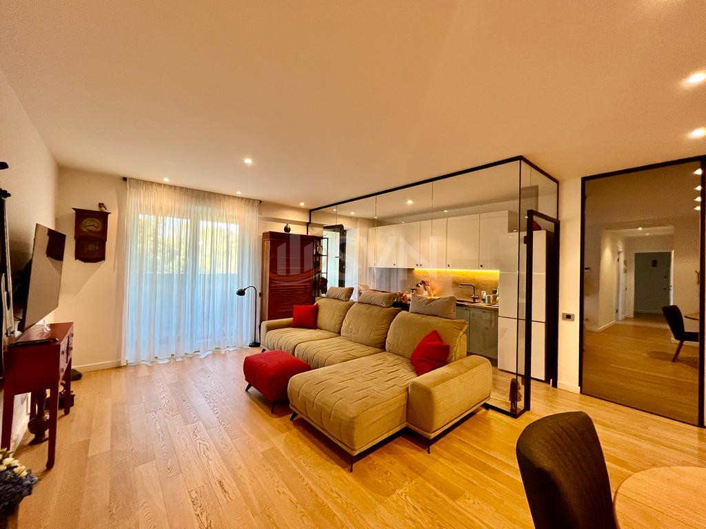 Apartament, 3 camere Bucuresti/Aviatiei
