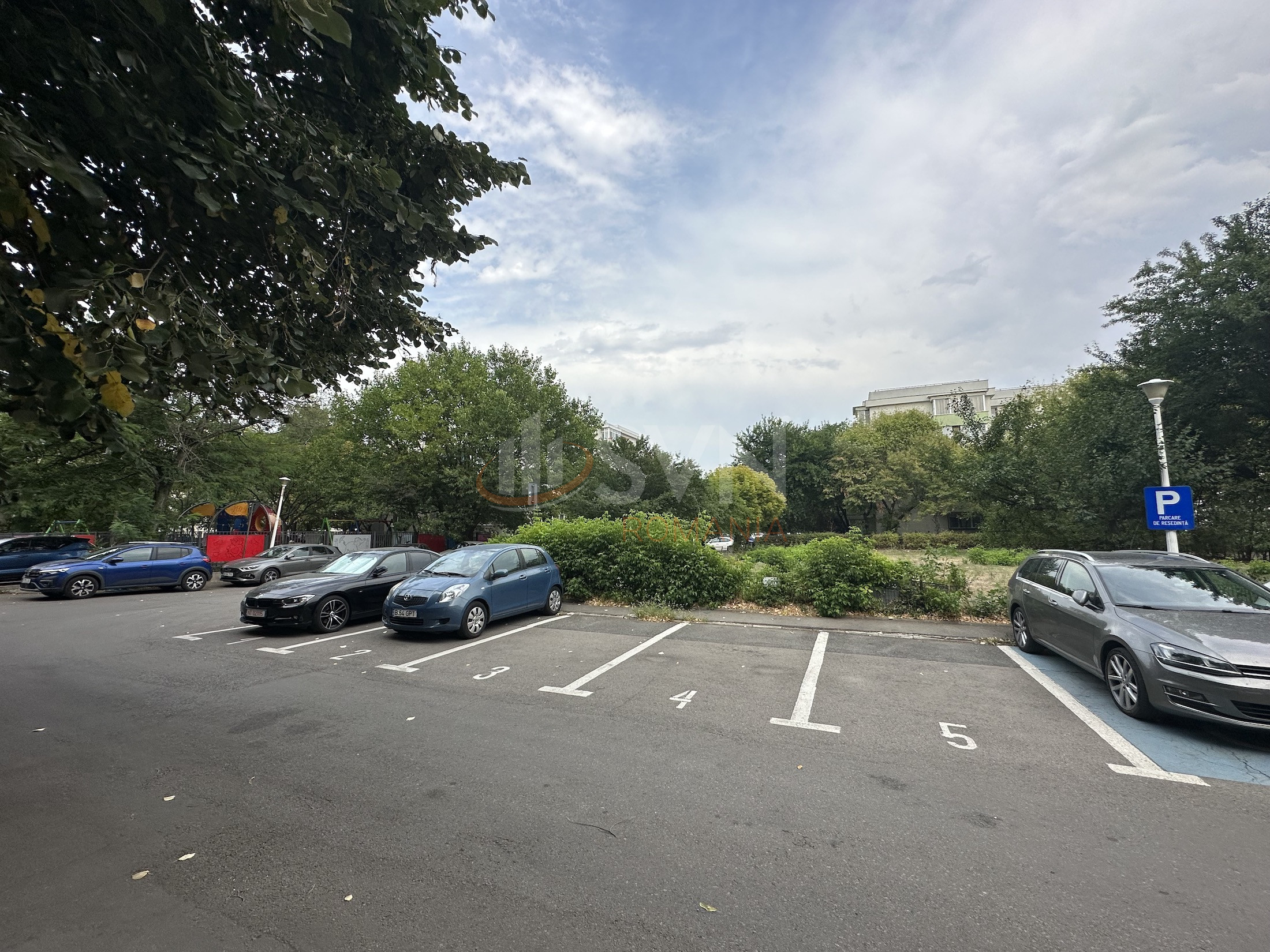 Apartament, 3 camere Bucuresti/Aviatiei