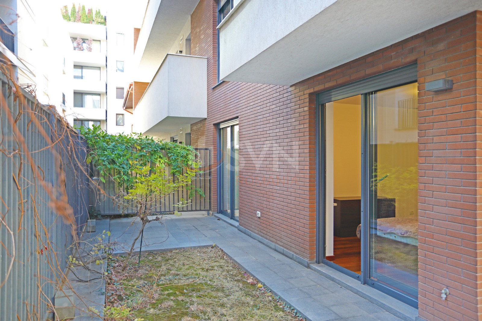 Apartament, 3 camere Bucuresti/Primaverii