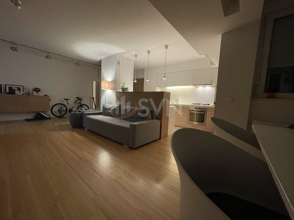 Apartament, 3 camere Bucuresti/1 Mai