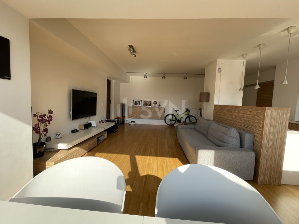 Apartament, 3 camere Bucuresti/1 Mai