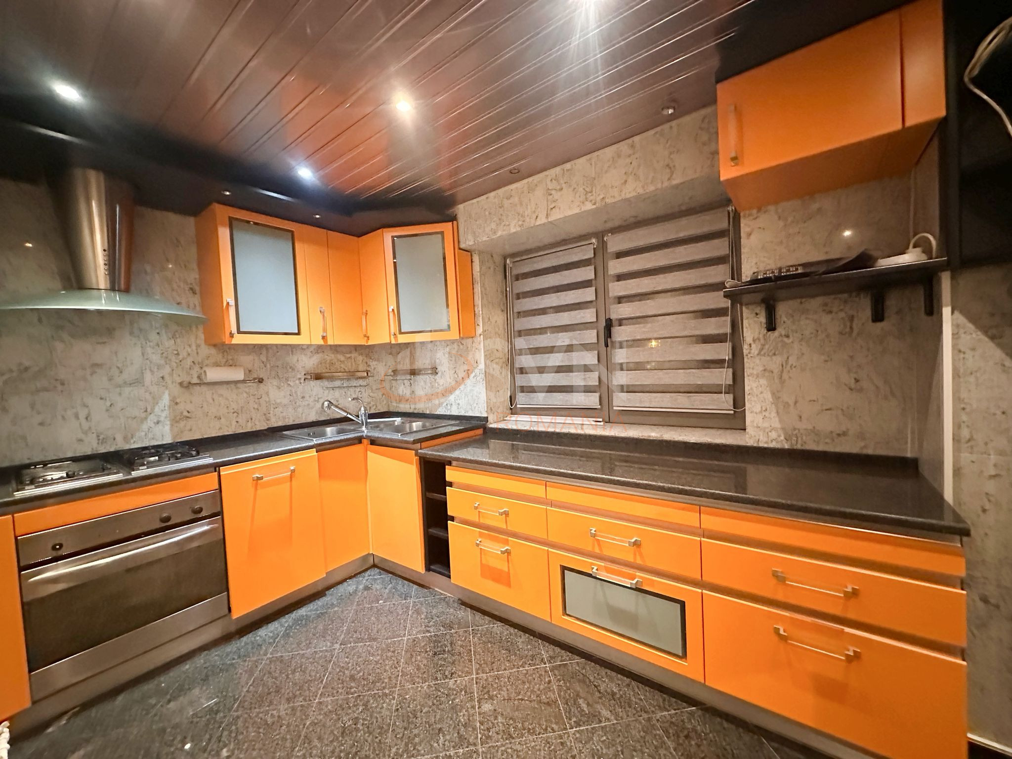 Apartament, 3 camere Bucuresti/Decebal