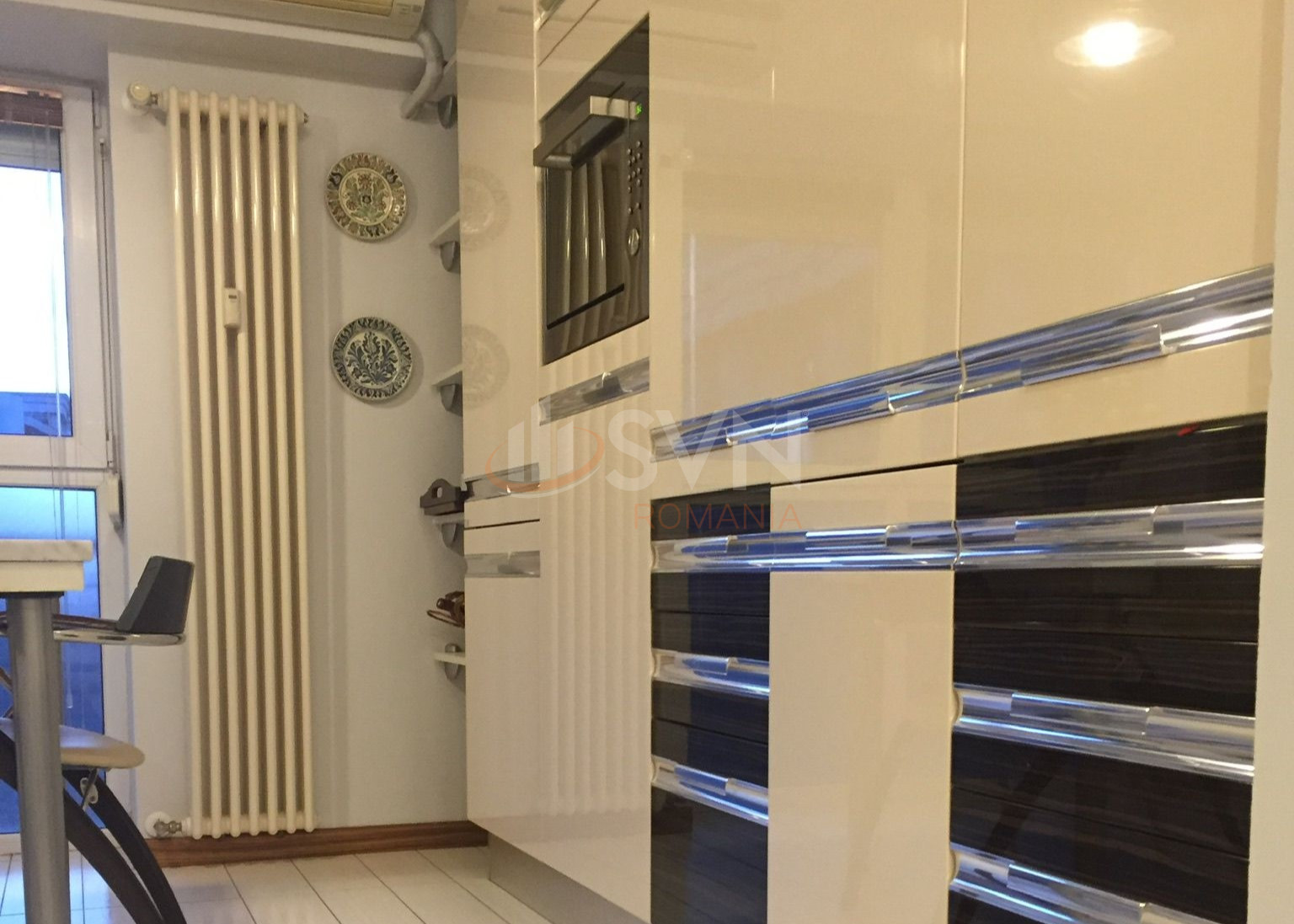 Apartament, 3 camere Bucuresti/Piata Unirii (s3)