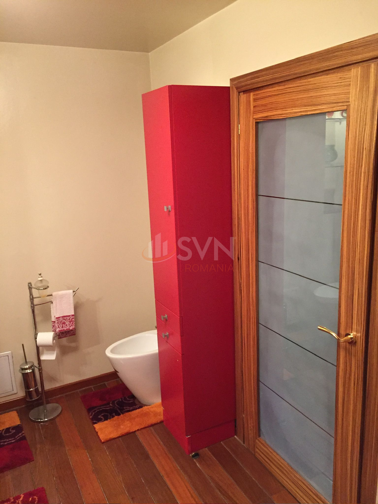 Apartament, 3 camere Bucuresti/Piata Unirii (s3)