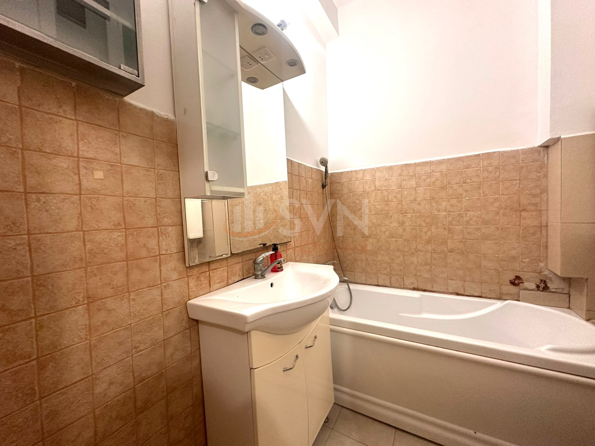 Apartament, 3 camere Bucuresti/Calea Victoriei