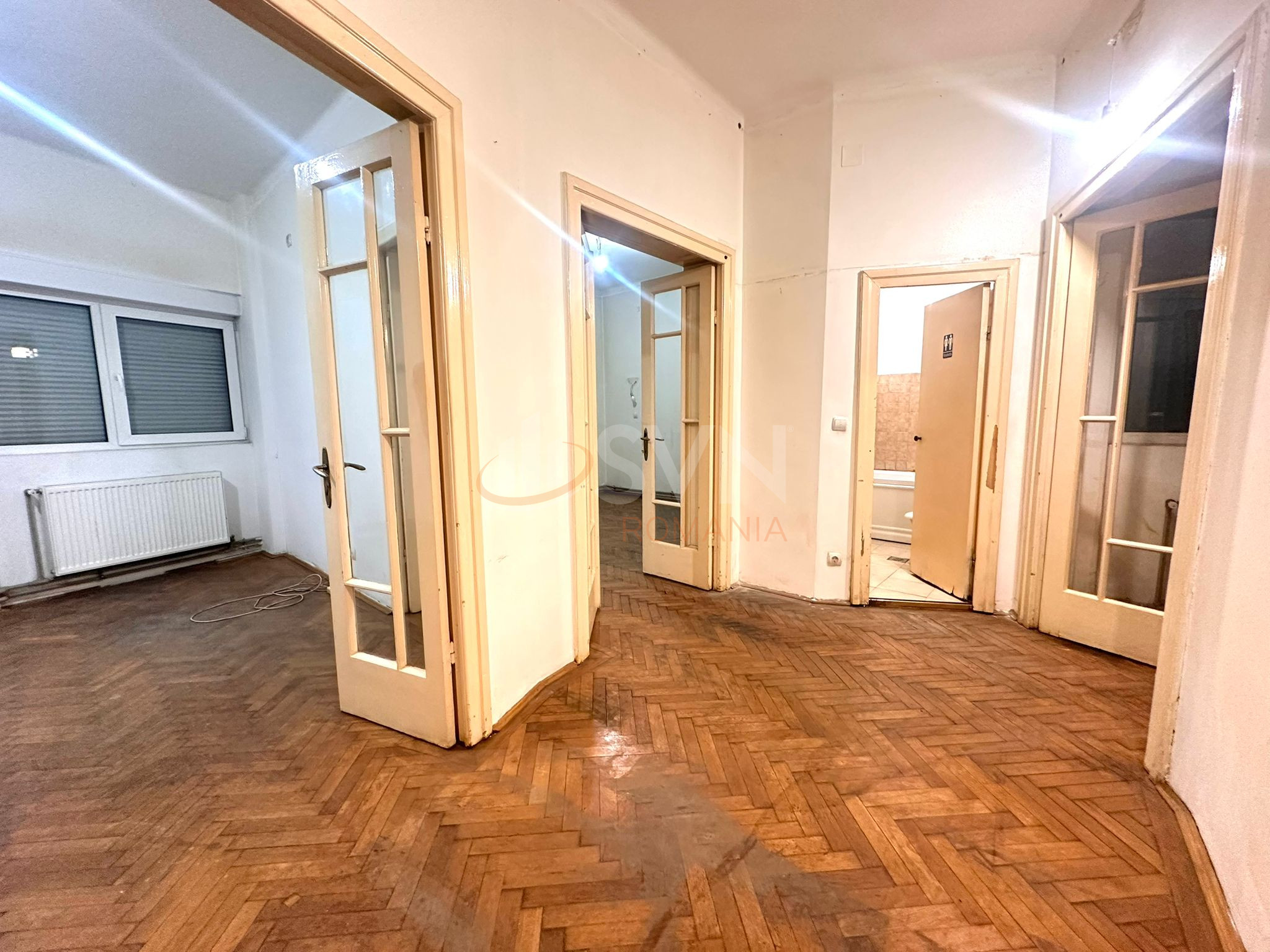 Apartament, 3 camere Bucuresti/Calea Victoriei