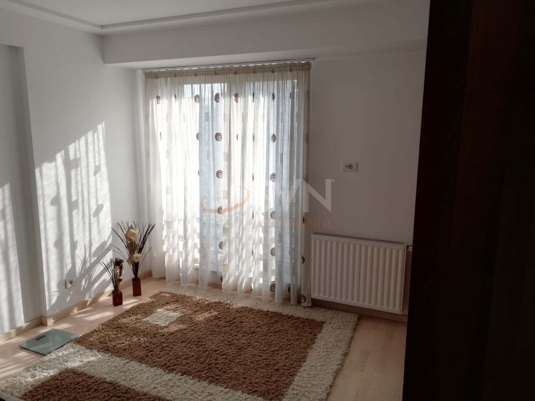 Apartament, 3 camere Bucuresti/Decebal