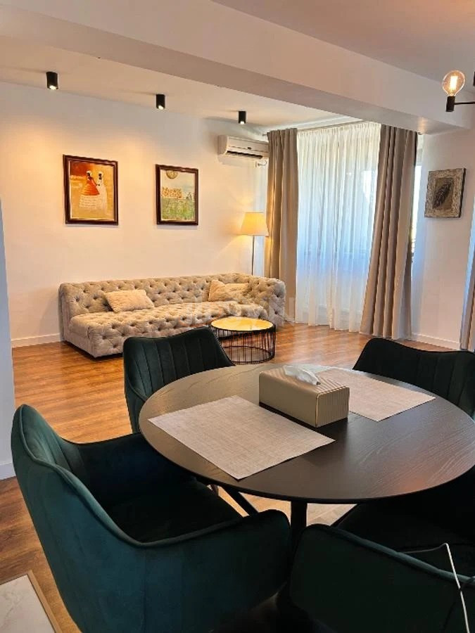 Apartament, 3 camere Bucuresti/Parcul Carol