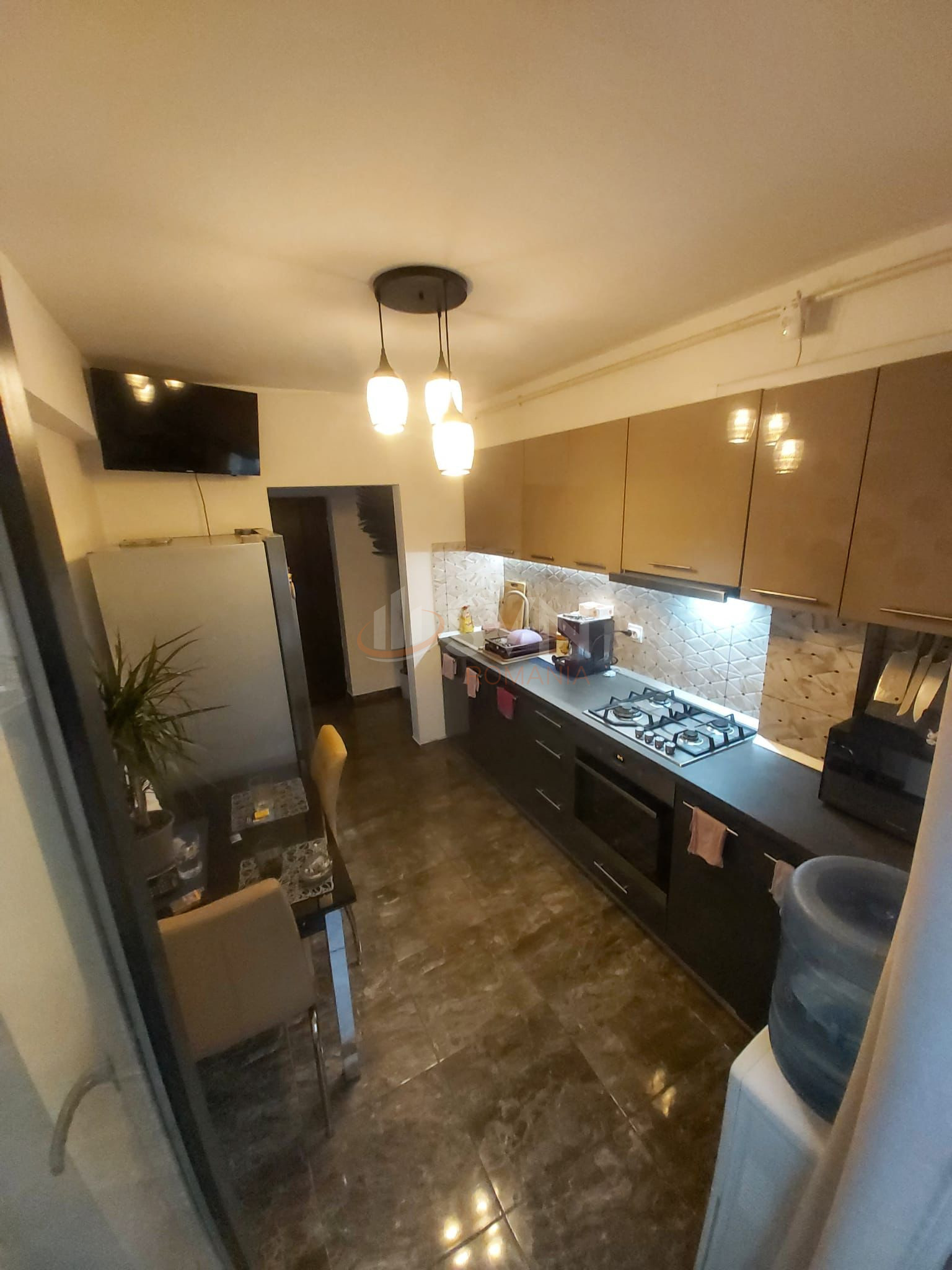 Apartament, 3 camere Bucuresti/Berceni