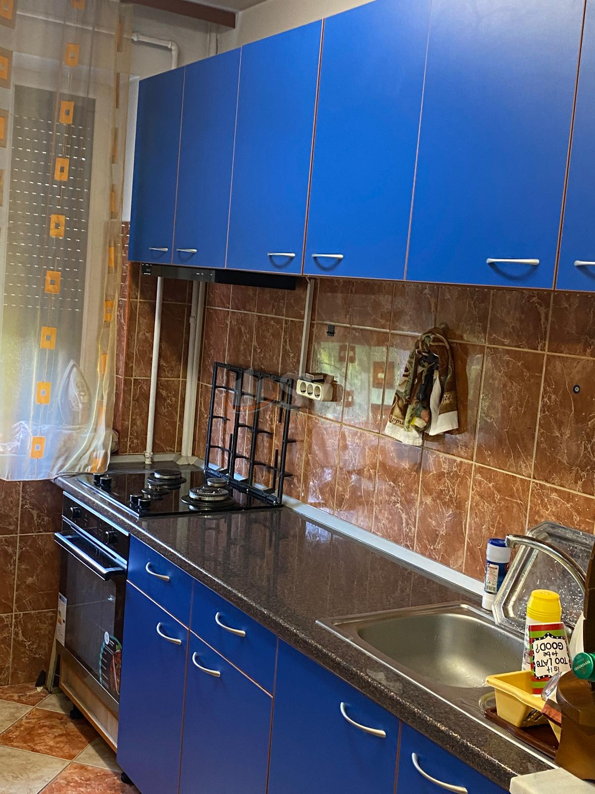 Apartament, 3 camere Bucuresti/1 Decembrie 1918