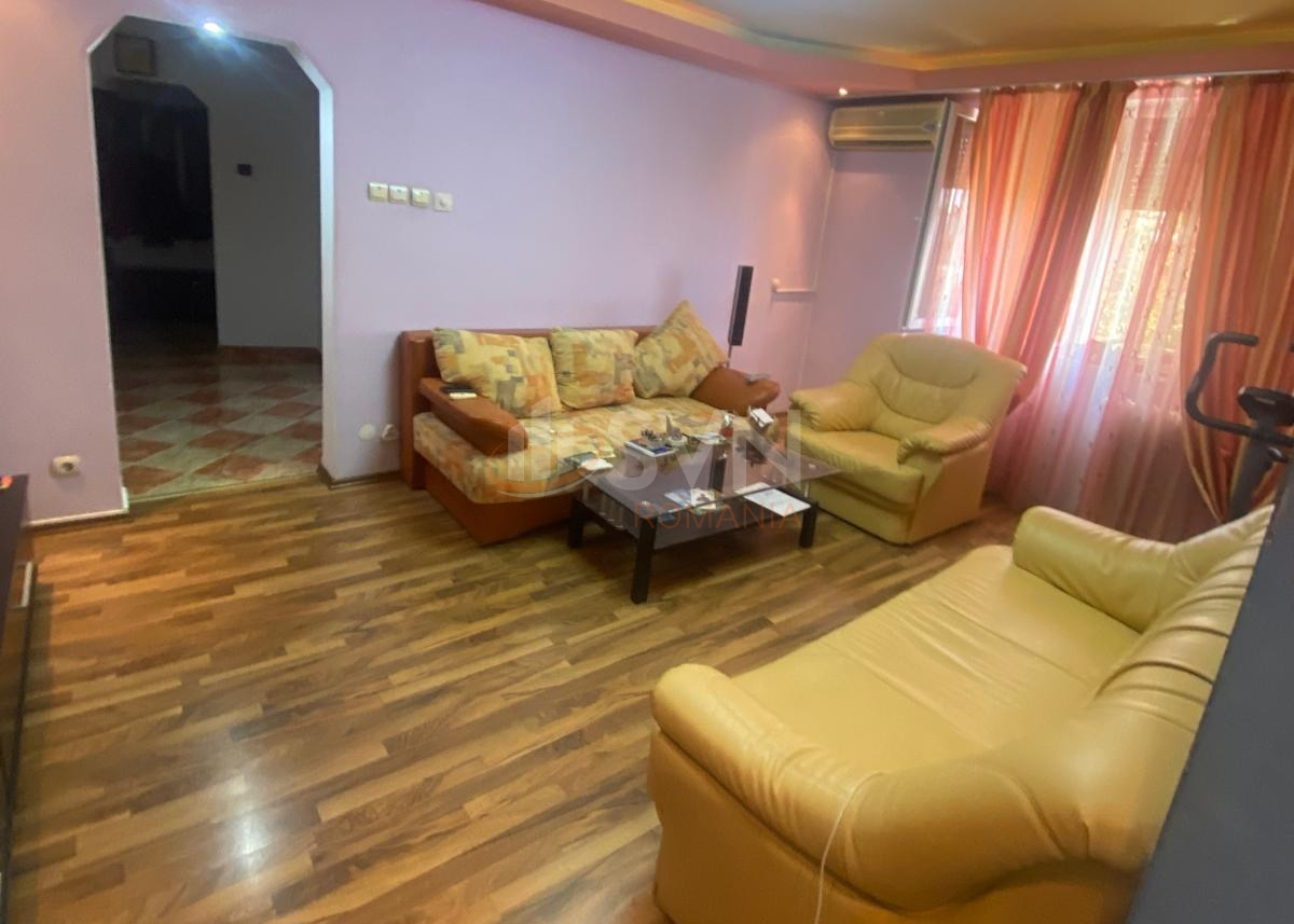 Apartament, 3 camere Bucuresti/1 Decembrie 1918