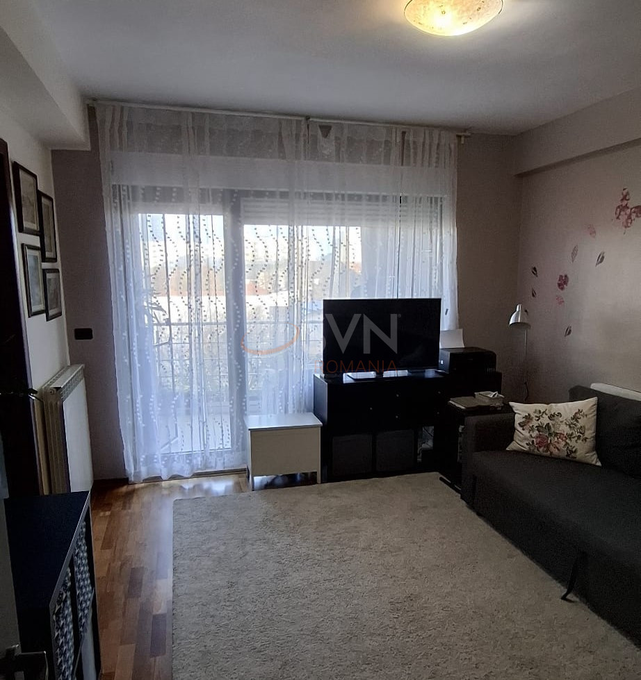 Apartament, 3 camere Bucuresti/Calea Calarasilor