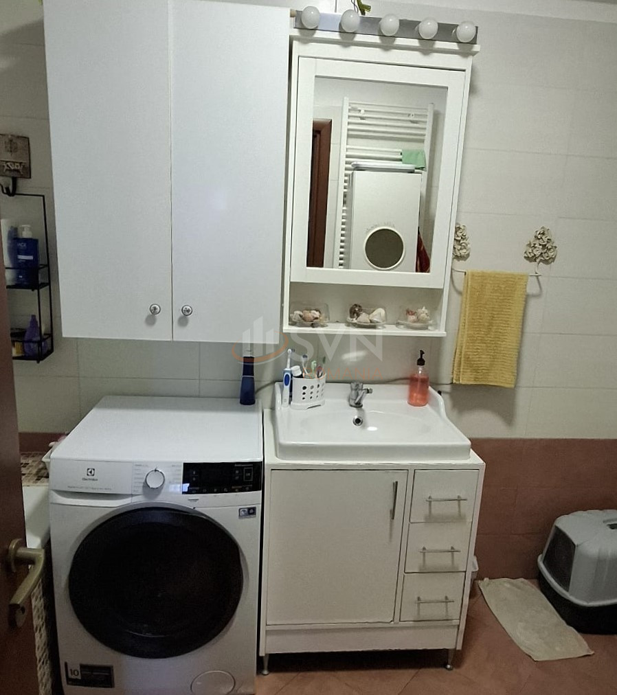 Apartament, 3 camere Bucuresti/Calea Calarasilor