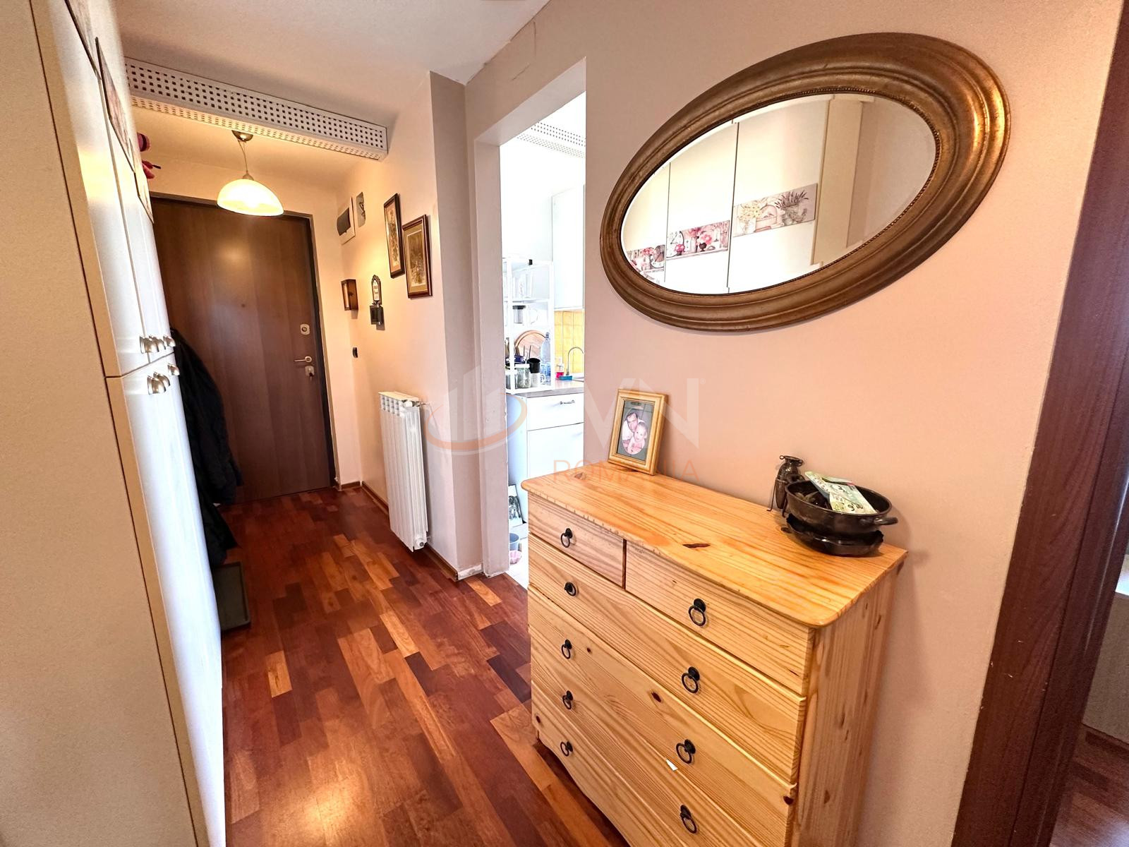 Apartament, 3 camere Bucuresti/Calea Calarasilor