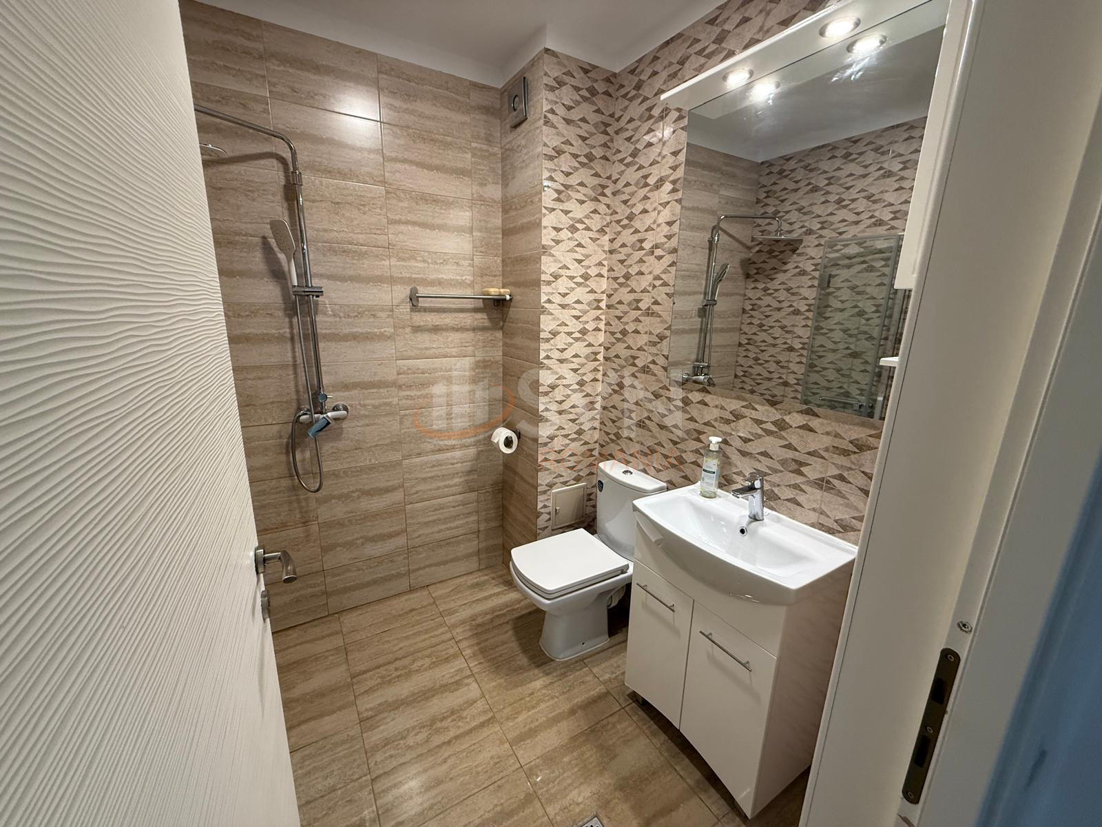 Apartament, 3 camere Bucuresti/Baneasa