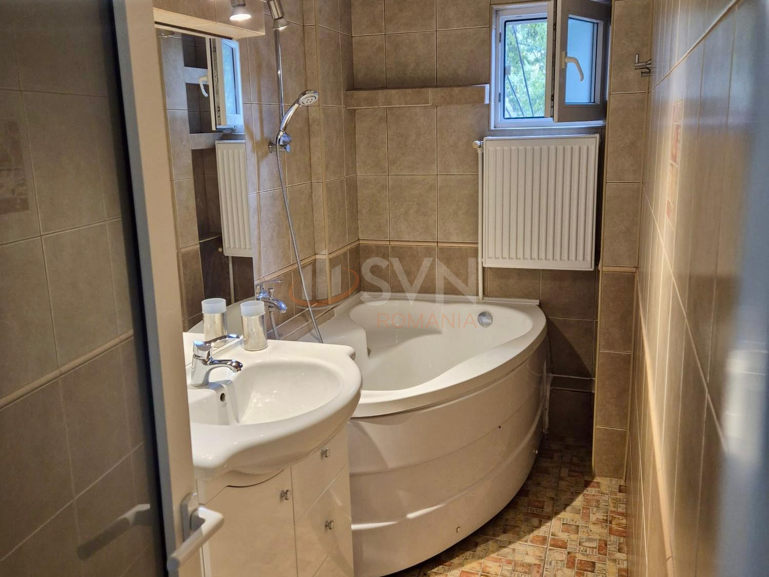 Apartament, 3 camere Bucuresti/Crangasi