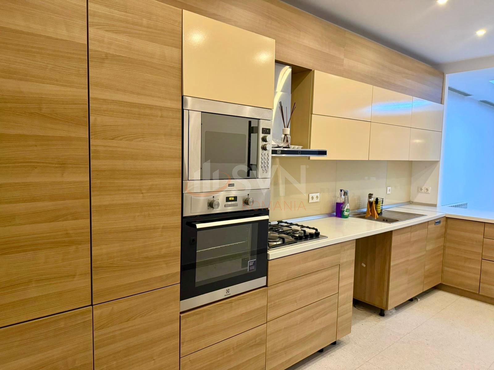 Apartament, 3 camere Bucuresti/Unirii (s3)