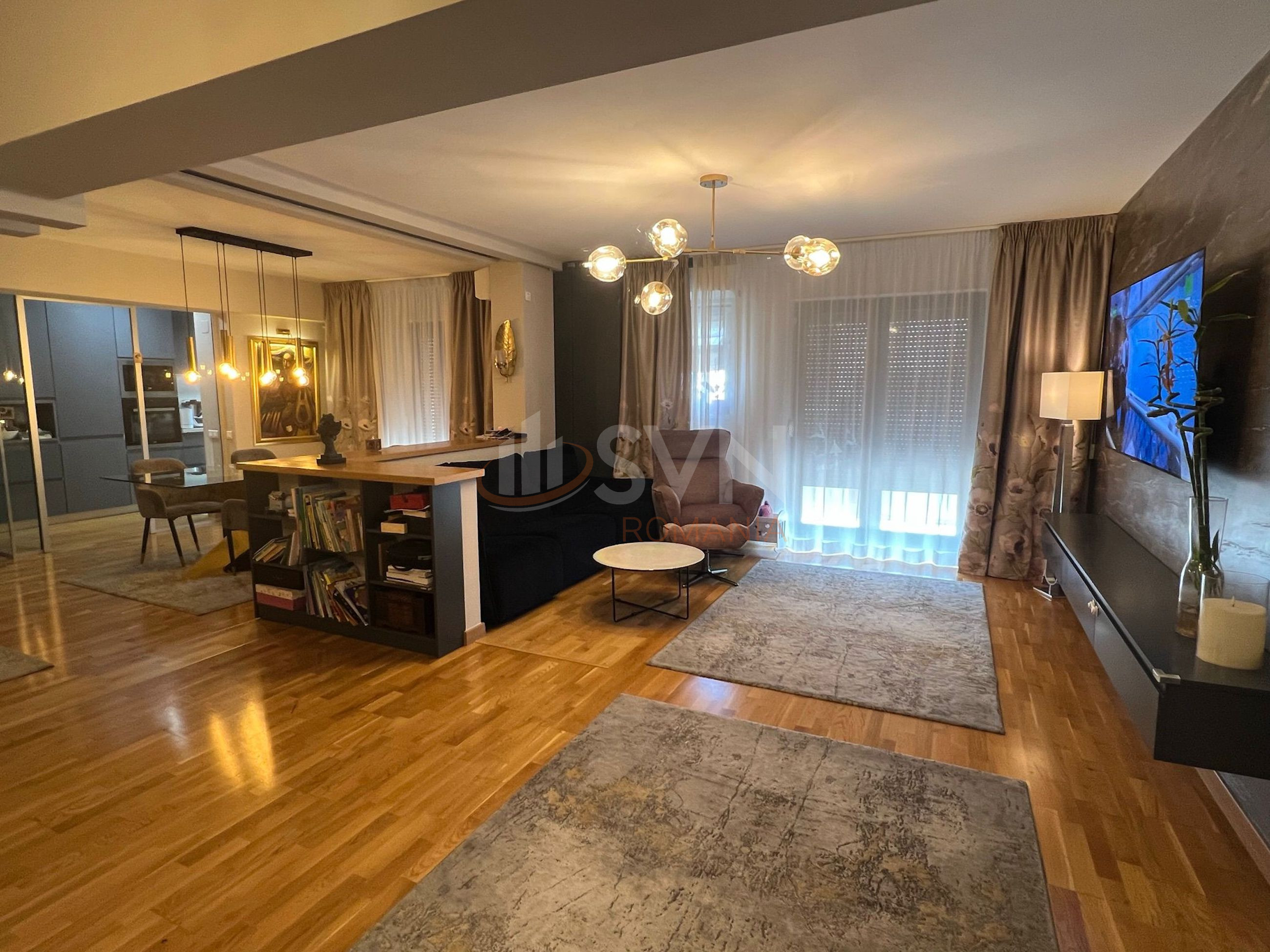 Apartament, 3 camere Bucuresti/Victoriei