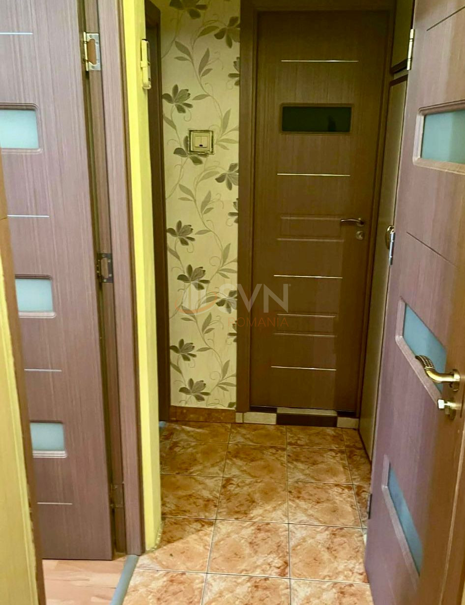 Apartament, 3 camere Bucuresti/Crangasi