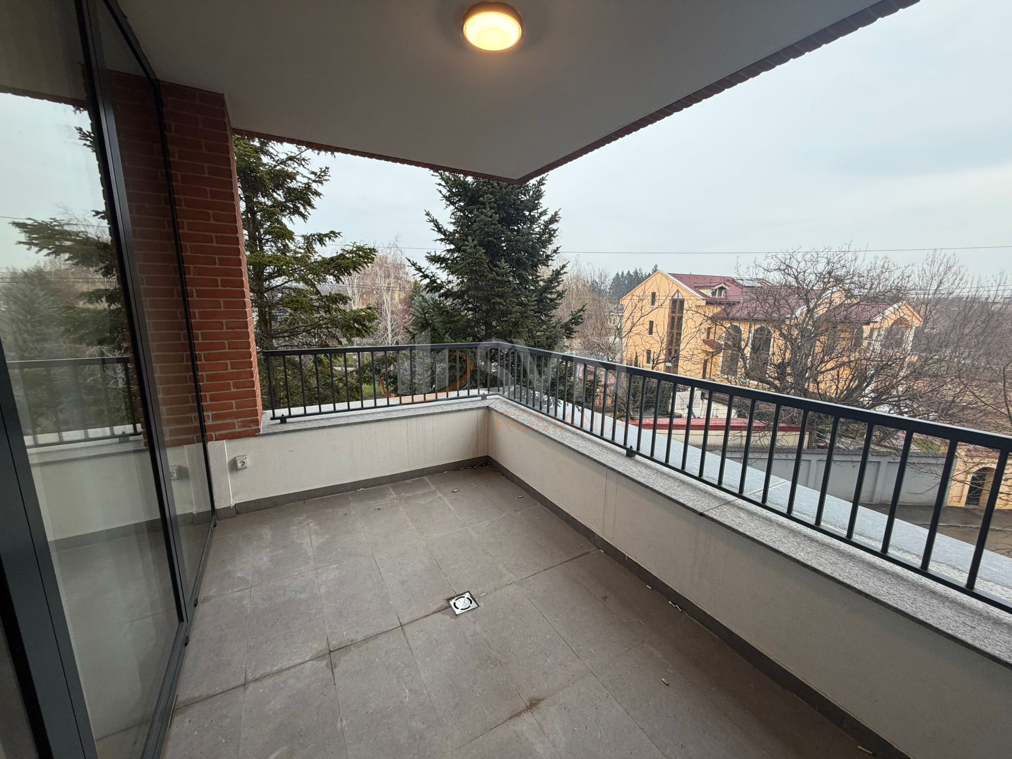 Apartament, 3 camere Bucuresti/Iancu Nicolae