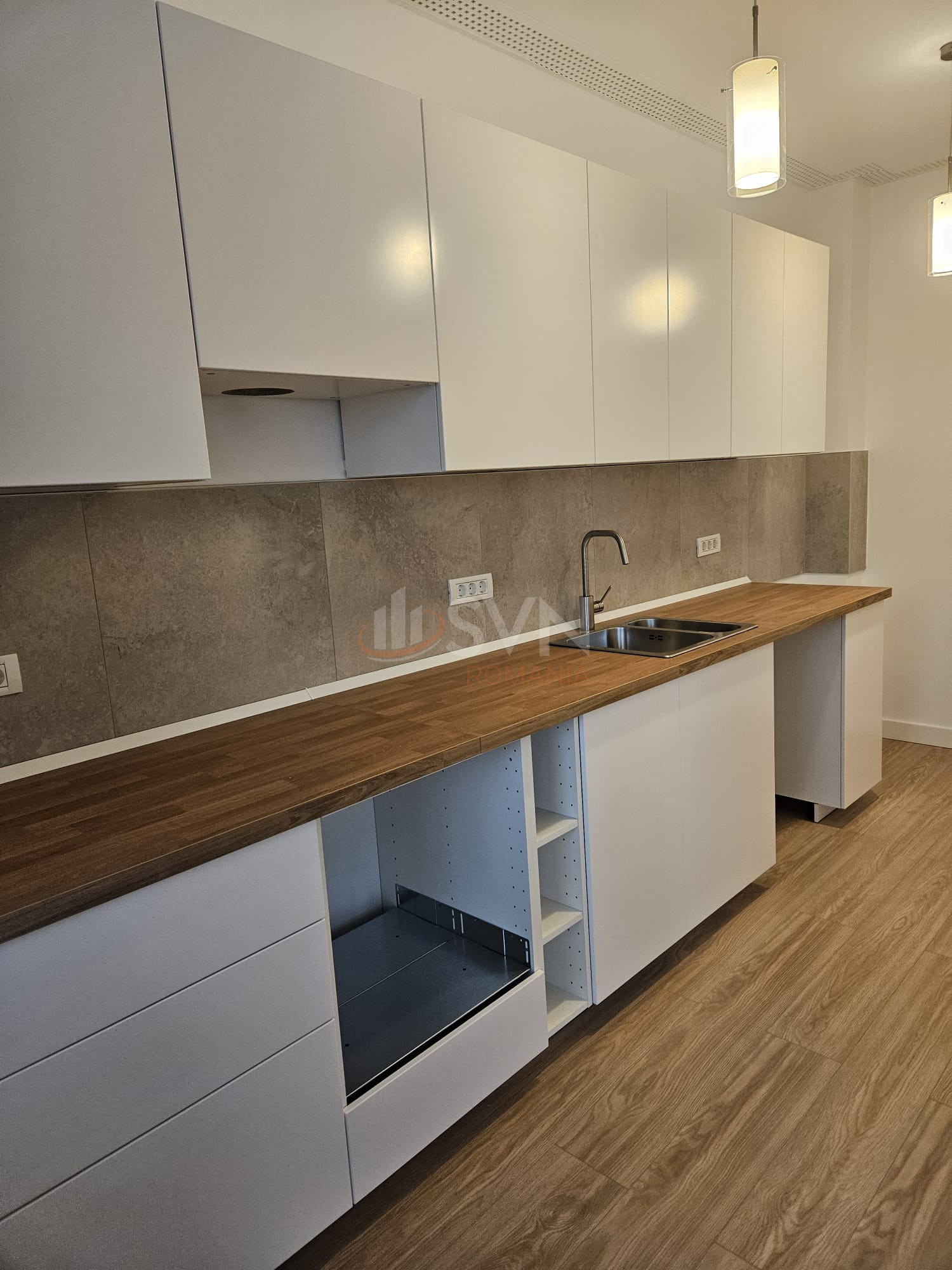Apartament, 3 camere Bucuresti/Bucurestii Noi
