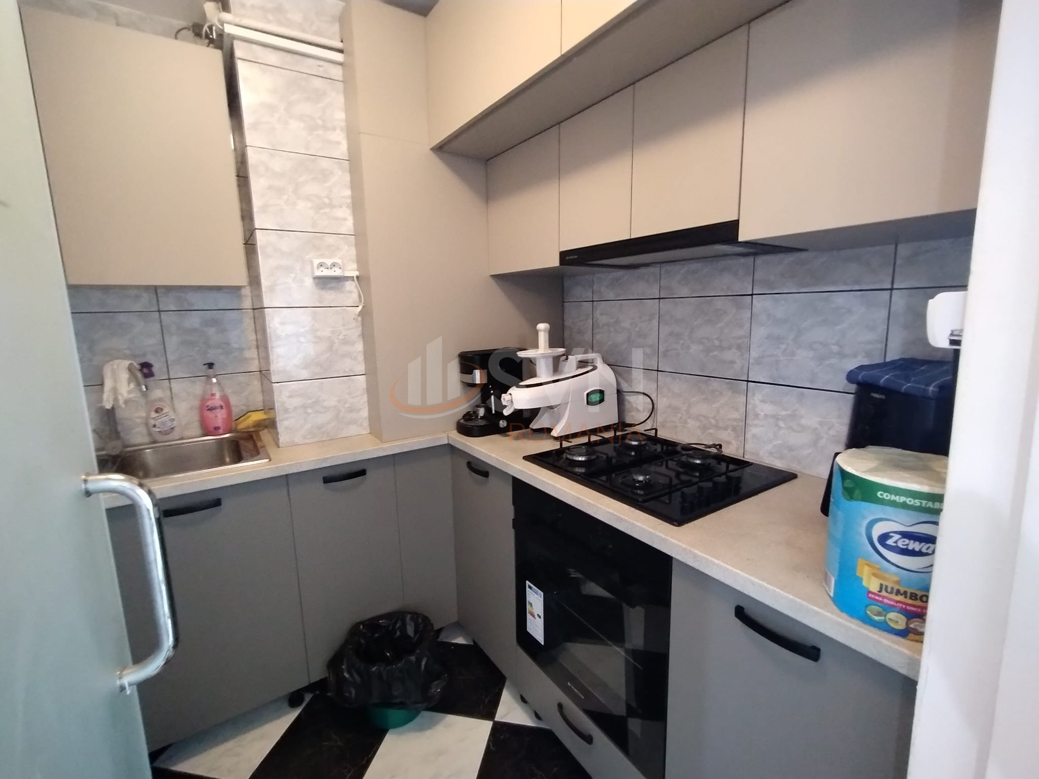 Apartament, 3 camere Bucuresti/P-ta Unirii