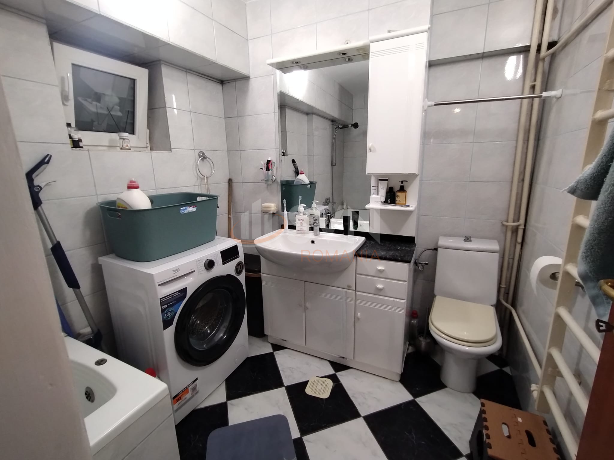 Apartament, 3 camere Bucuresti/P-ta Unirii