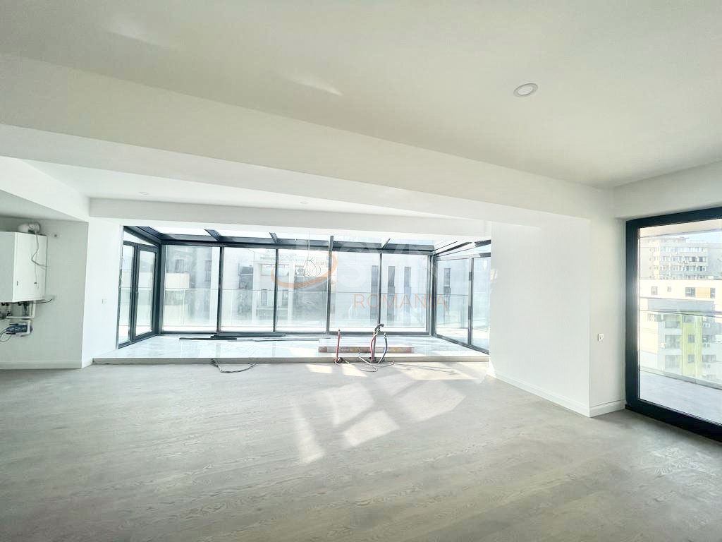 Apartament, 3 camere Bucuresti/Piata Victoriei