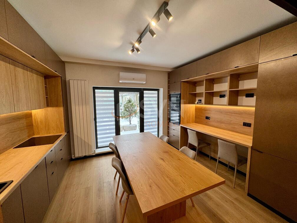 Apartament, 3 camere Bucuresti/Lacul Tei